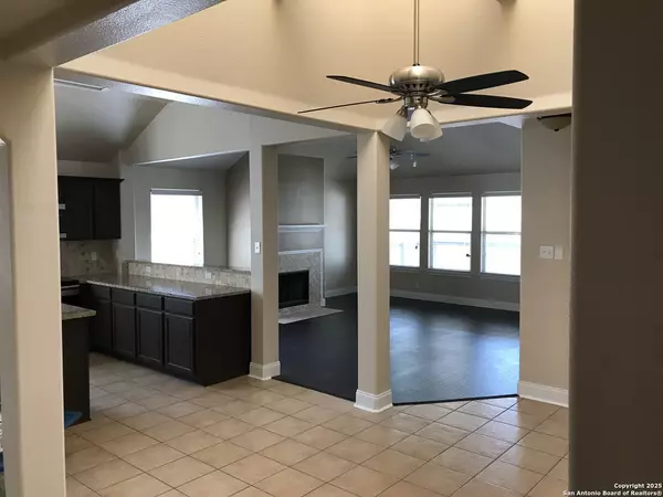 Schertz, TX 78154,2846 olive