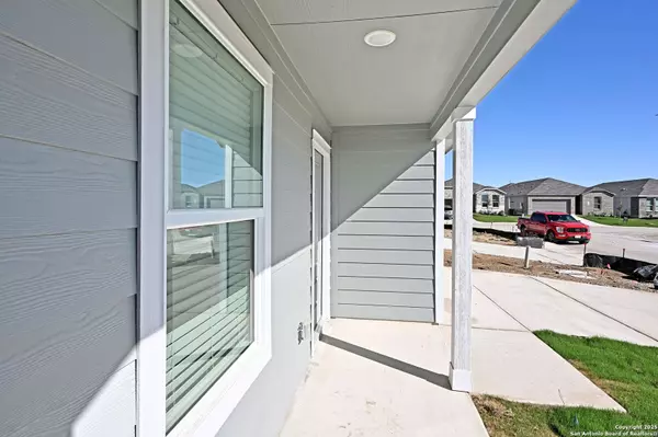 New Braunfels, TX 78130,1808 Stonechat