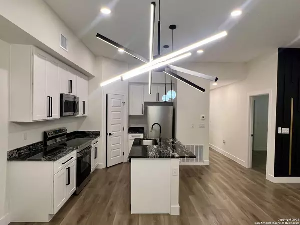 San Antonio, TX 78223,110 Webb UNIT 101