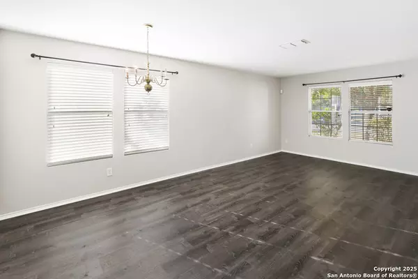 Selma, TX 78154,16502 Retama Crown