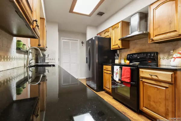 San Antonio, TX 78247,5843 Spring Valley