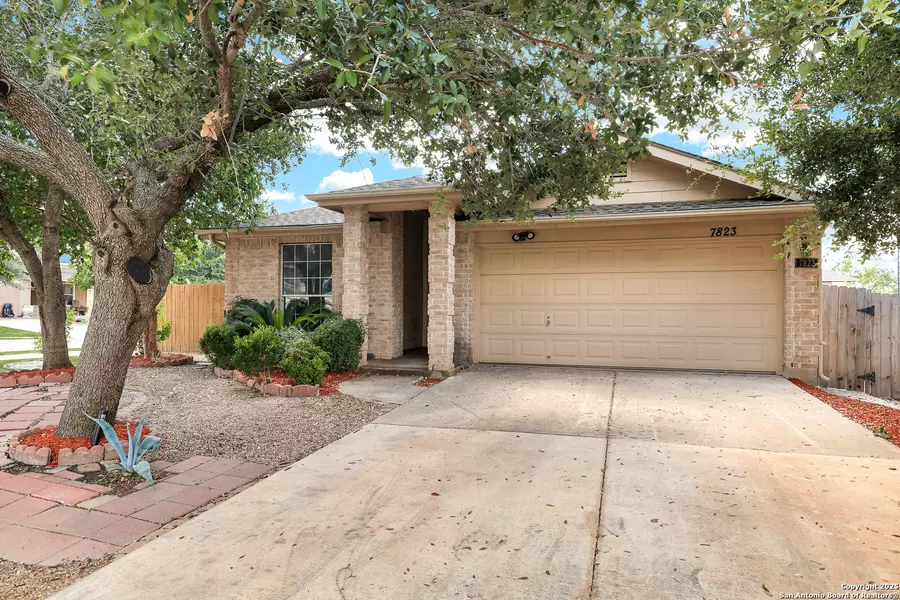 7823 Afterglow Vale, San Antonio, TX 78252
