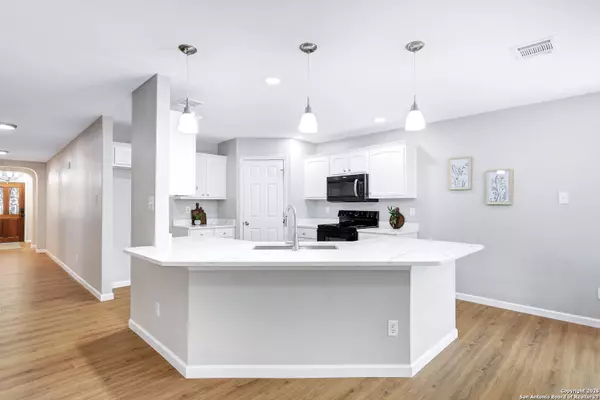 San Antonio, TX 78252,7823 Afterglow Vale