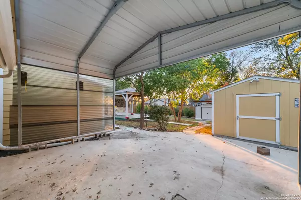 Leon Valley, TX 78238,6611 Cades