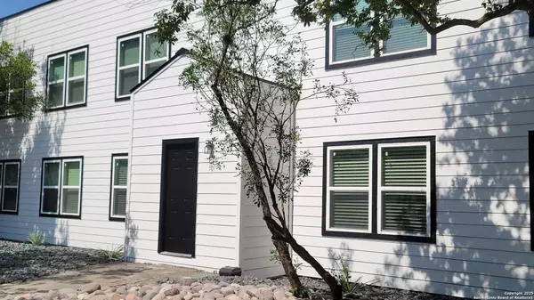 San Antonio, TX 78212-2814,503 W Kings Hwy UNIT 203