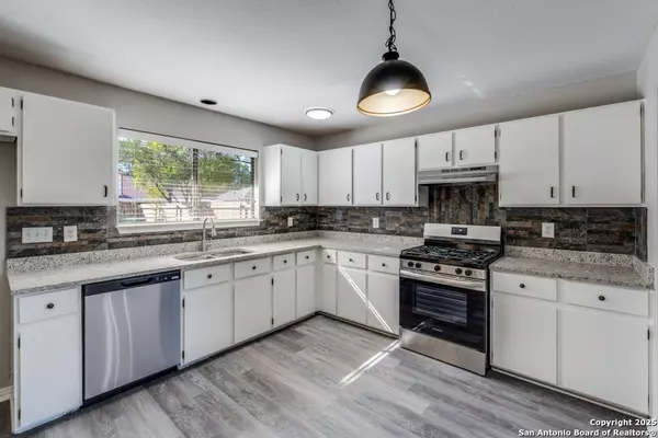 San Antonio, TX 78247,2846 Burning Rock