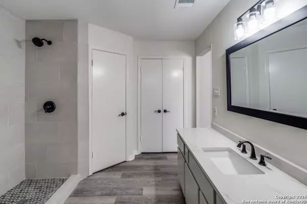 San Antonio, TX 78247,2846 Burning Rock