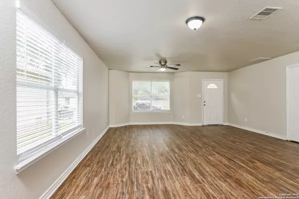 San Antonio, TX 78254,11335 Saratoga Coach