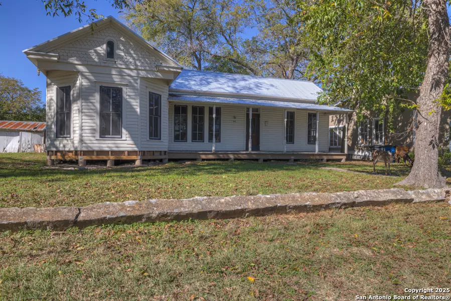 163 Coll, New Braunfels, TX 78130