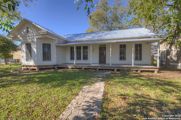 New Braunfels, TX 78130,163 Coll