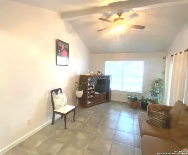 San Antonio, TX 78238,6418 Timberhill