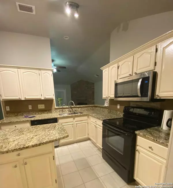 San Antonio, TX 78250,6435 VILLAGE PARK