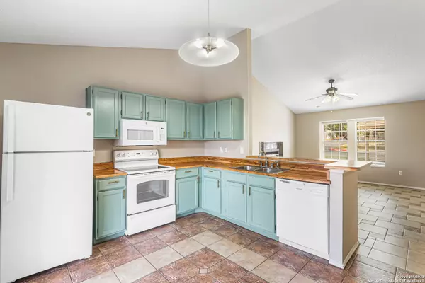 San Antonio, TX 78250,10254 Dover Rdg UNIT 806