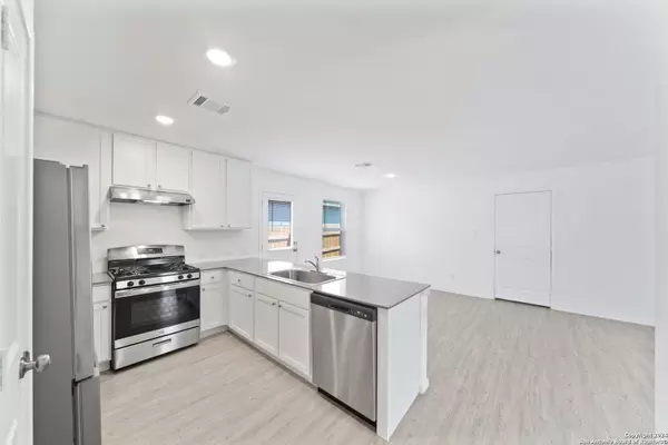 St Hedwig, TX 78152,12942 Deep Eddy