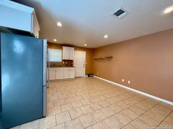 San Antonio, TX 78207,3107 W Travis UNIT 1