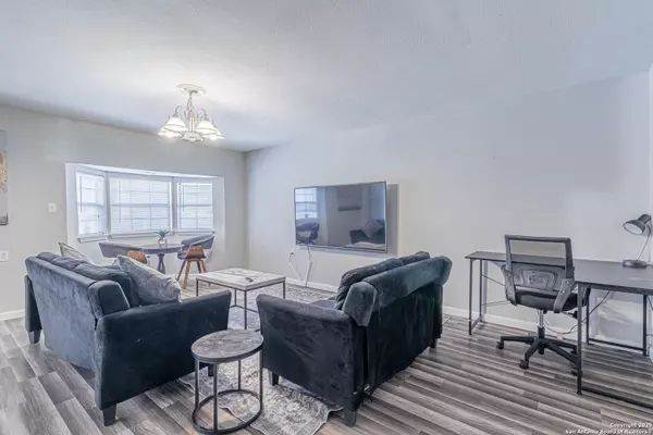 San Antonio, TX 78227,530 Valley Park Dr