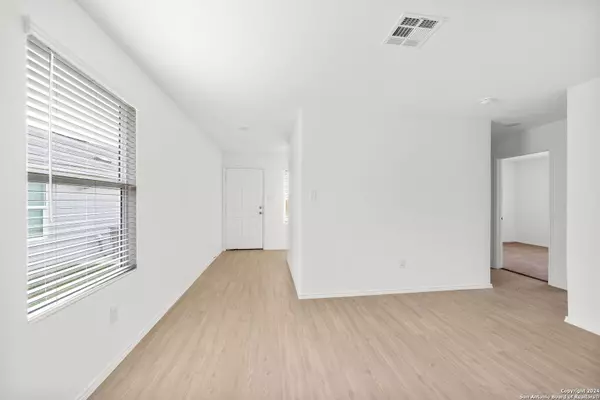 New Braunfels, TX 78132,719 grey dove