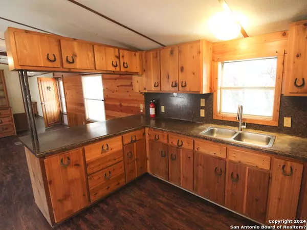 Pipe Creek, TX 78063,100 Hunters Ln