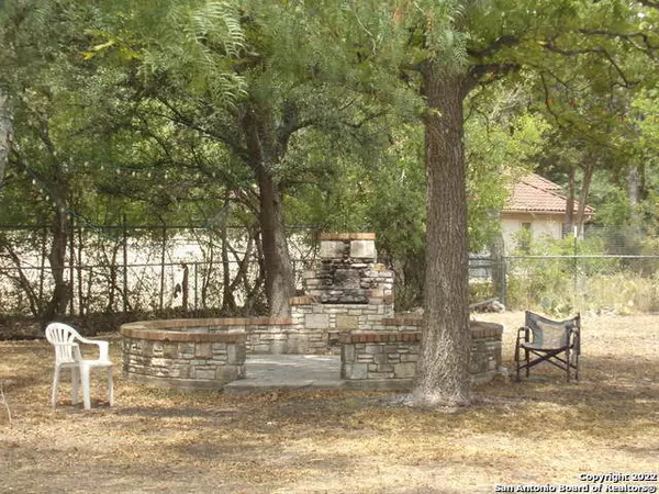 San Antonio, TX 78240,5975 Babcock