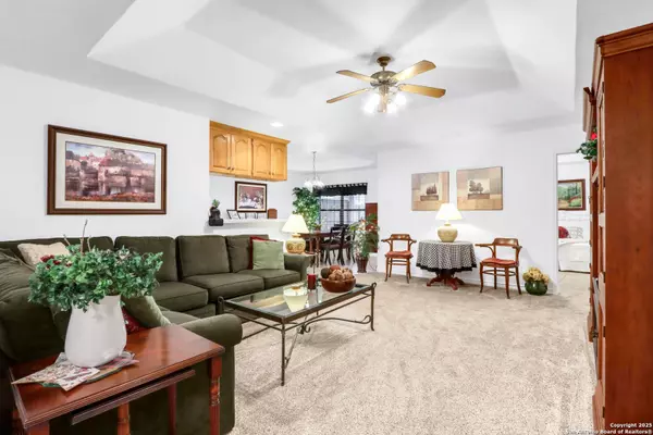 Seguin, TX 78155,124 Gardenridge