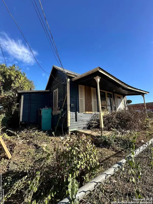 San Antonio, TX 78208-1916,1404 N OLIVE ST