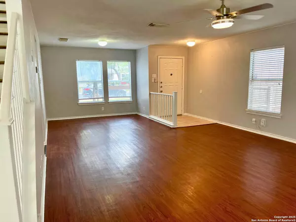 San Antonio, TX 78250,8858 Roquefort