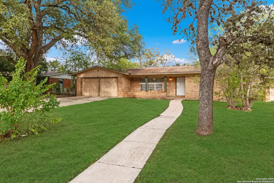 106 Winn, Universal City, TX 78148