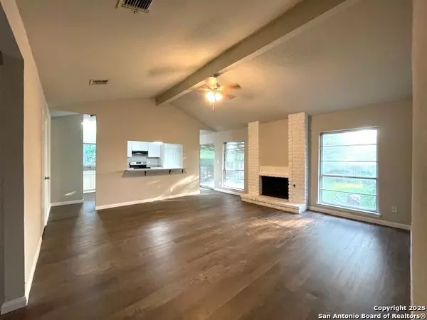 9511 New World, San Antonio, TX 78239