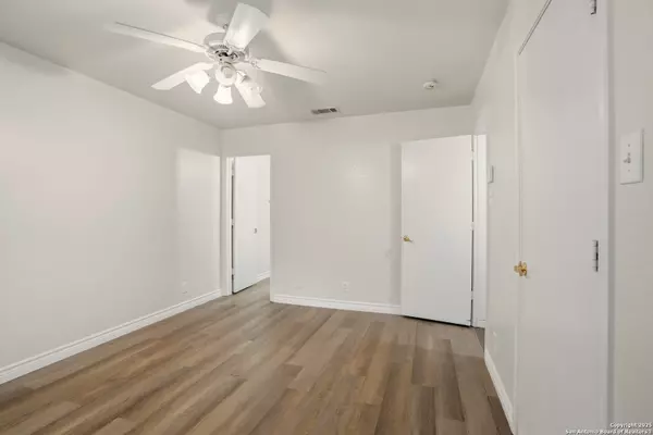 San Antonio, TX 78244,4727 Gavlick Farm