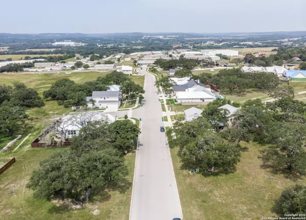 Boerne, TX 78006,117 Chama