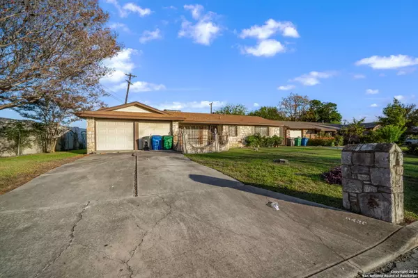 San Antonio, TX 78218,8430 Silverstar