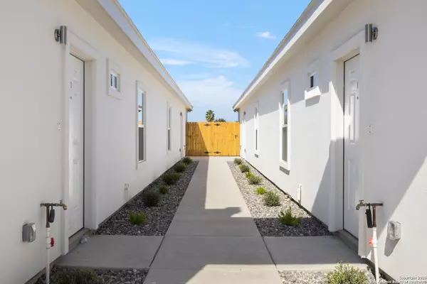 Alamo, TX 78516,428 Frio Lane