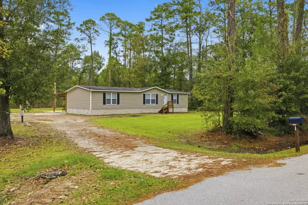 24 County Road 429, Dayton, TX 77535