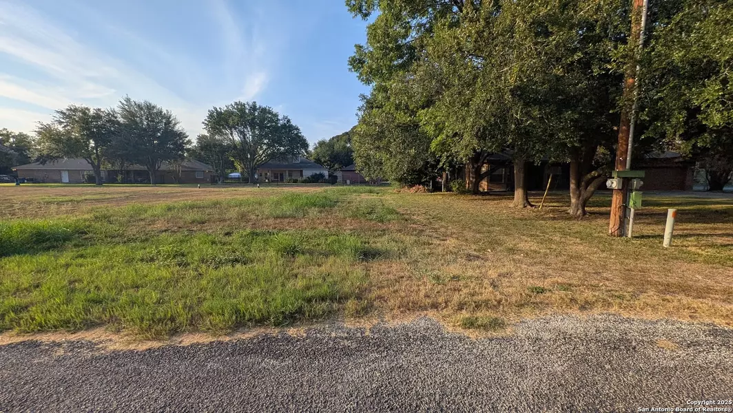 138 fair winds, Mcqueeney, TX 78123