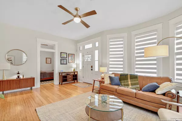 San Antonio, TX 78212,501 mulberry