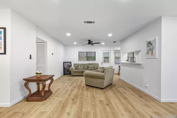 San Antonio, TX 78230,10911 Putman Farm