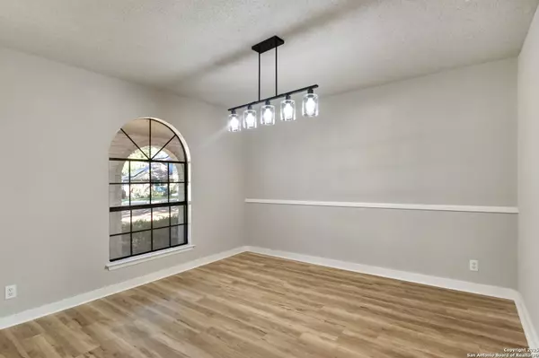 San Antonio, TX 78232,15814 Blue Creek