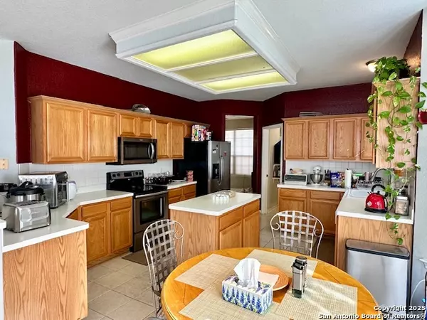 San Antonio, TX 78258,21011 La Pena