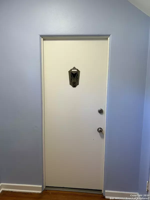 San Antonio, TX 78212,224 E Rosewood Ave UNIT 1