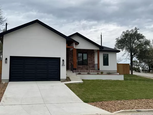 8227 OLD AUSTIN ROAD, Selma, TX 78154