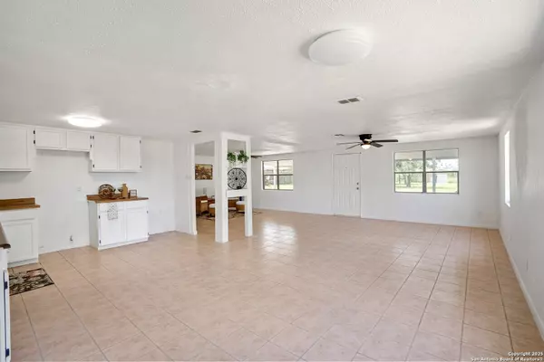 Sandia, TX 78383,128 Live Oak Ln