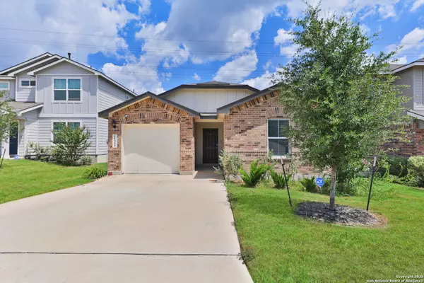 15355 Olive Pigeon, San Antonio, TX 78253