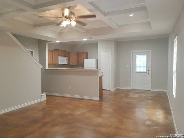 5003 Summit Pass UNIT 1, San Antonio, TX 78229