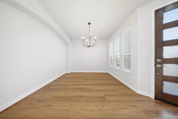 New Braunfels, TX 78130,662 Hidden View