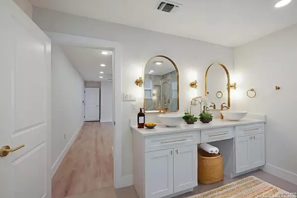 San Antonio, TX 78240,6006 Forest Ledge