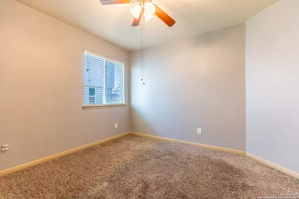 New Braunfels, TX 78130,757 Wolfeton Way