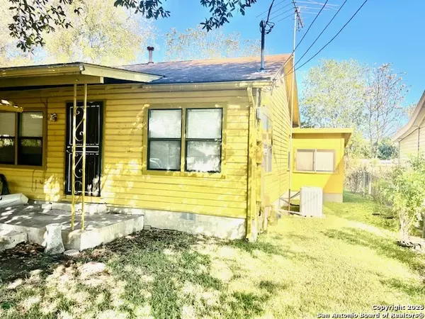 3111 Hicks, San Antonio, TX 78210