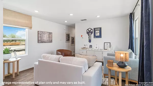 San Antonio, TX 78221,2066 Zephyr Lily