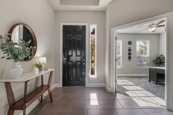 San Antonio, TX 78260,955 Vista Serena