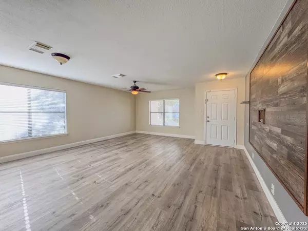 New Braunfels, TX 78130,824 Willow Crossing